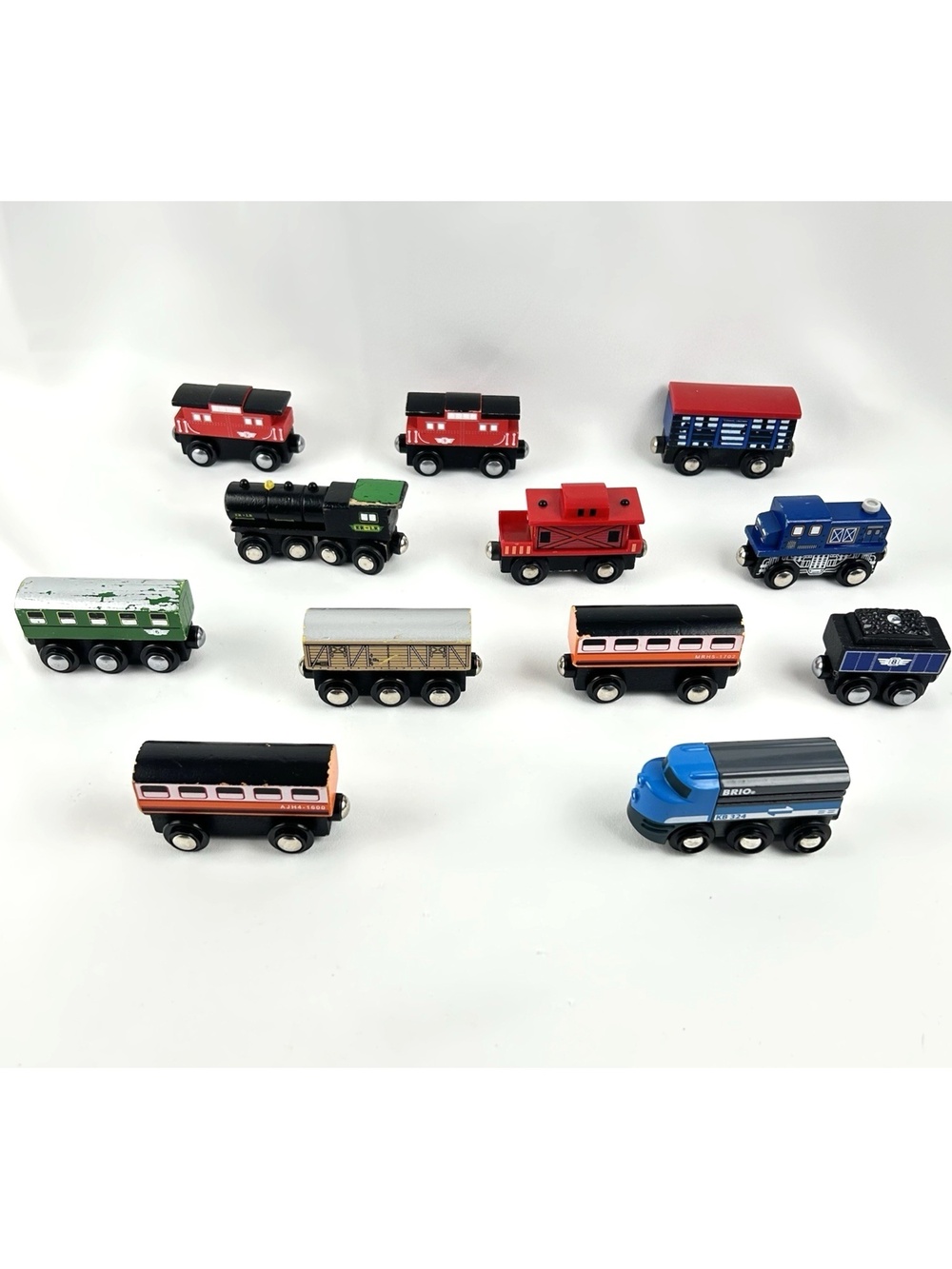 Mixed Wooden Railway Train Cars & Caboose Imaginarium Brio Compatible *READ*